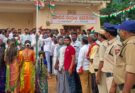 జెండా పంచాయితీ.. పోలీస్ పహారా